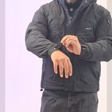 1033 کاپشن کتان مایک