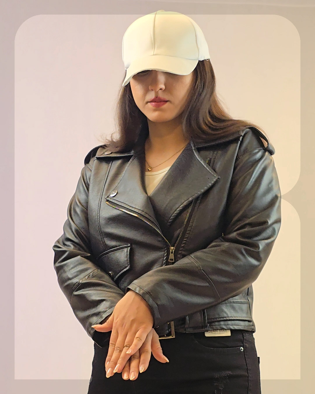 1015 کت چرم کتی زیپ کج